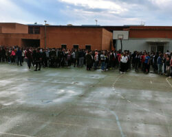 Simulacro de evacuación por emergencia.
