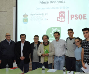 Mesa redonda con el alumnado de Bachillerato.