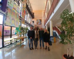 Profesoras del Lycée Périer de Marsella visitan nuestro centro