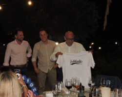 Cena-fiesta de despedida al profesor más veterano del Fuente Nueva