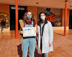 Paula Gómez de 2º de Bachillerato gana el concurso del Boletín Matemático de la UAL