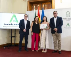 Carolina Lirola obtiene el Premio Extraordinario de Bachillerato